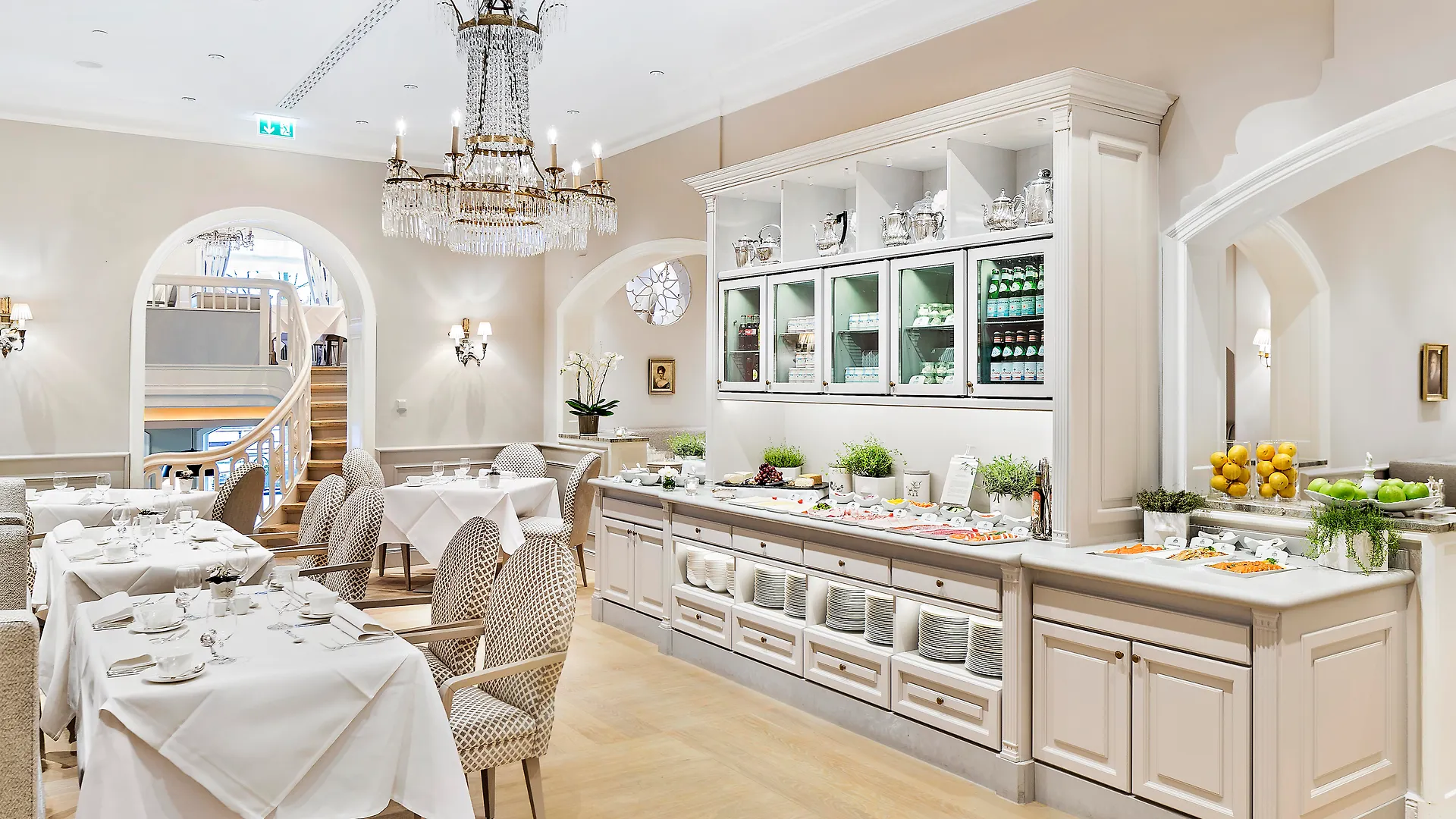 Fairmont Hotel Vier Jahreszeiten Hamburg