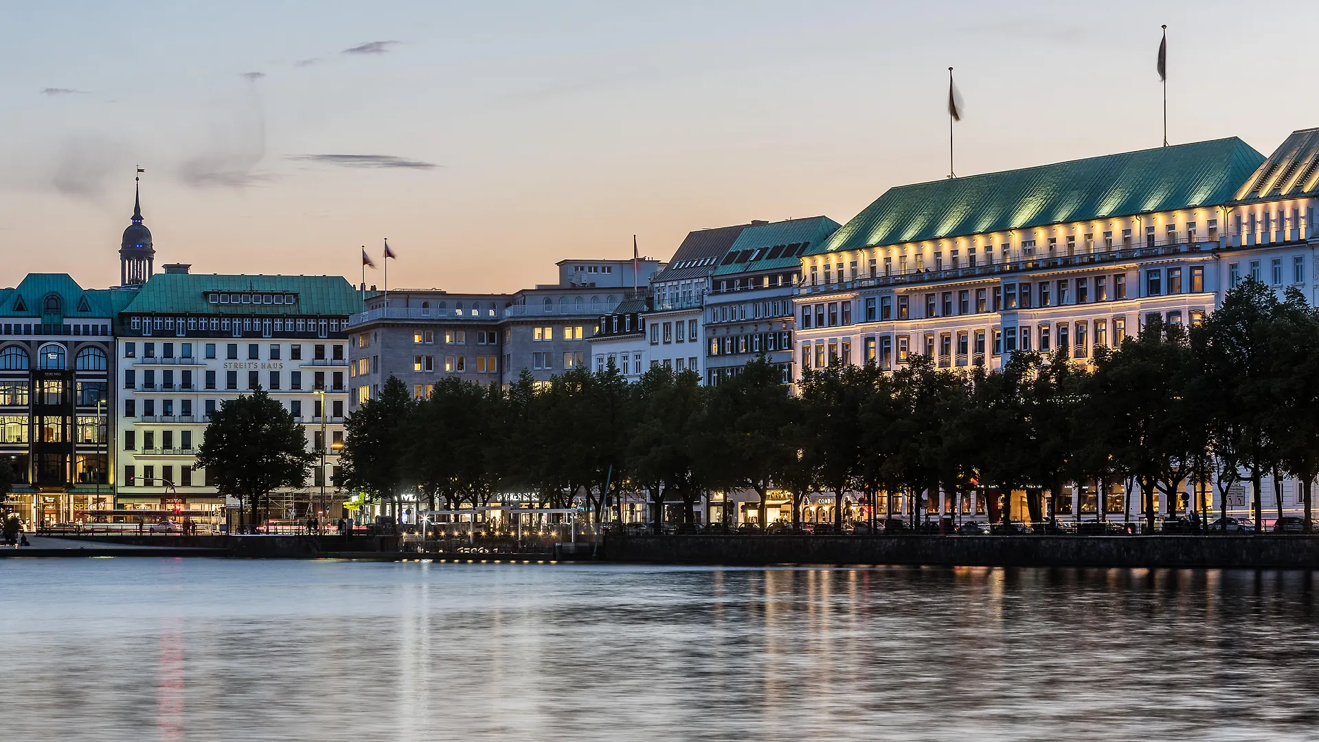 Fairmont Hotel Vier Jahreszeiten Hamburgo